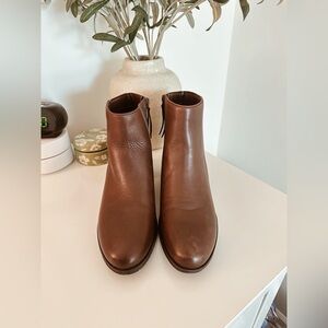 Naturalizer Brown Leather Ankle Boots